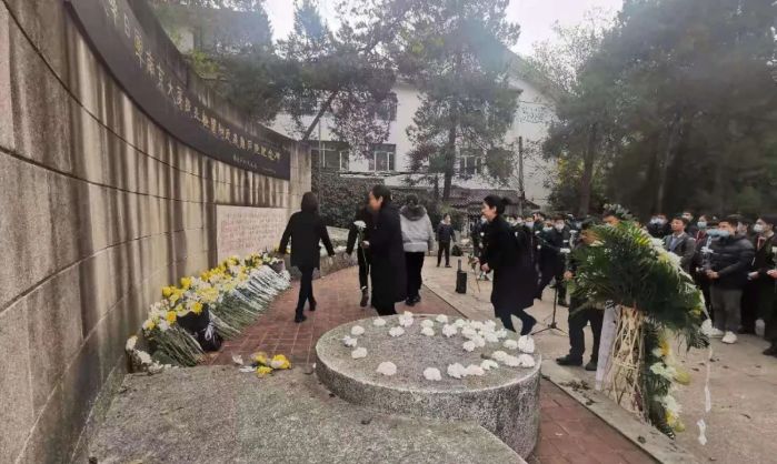 &#24320;&#20113;&#32593;&#39029;&#29256;